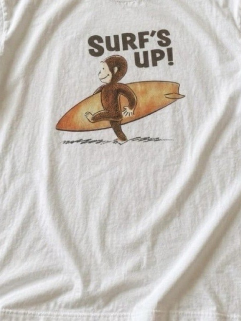 Gildan White Curious George surf shirt with graphic of a monkey βSURFβS UP!β - Picture 2 of 2
